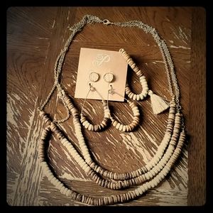 Earring bracelet necklace set